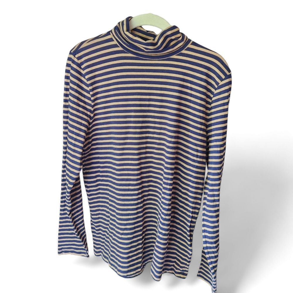 J crew 100% cotton tissue turtleneck long sleeve. Women's M. Fall preppy comfort